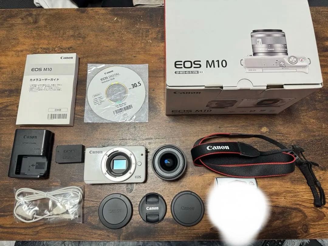 超美品 Canon EOS M10 EF-M15-45 IS STM kit