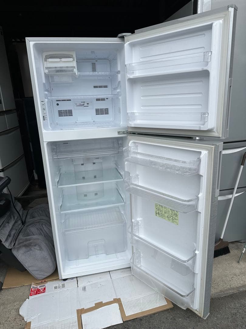 シャープ 冷蔵庫 SJ-D23B-S 225L 2016年 家電