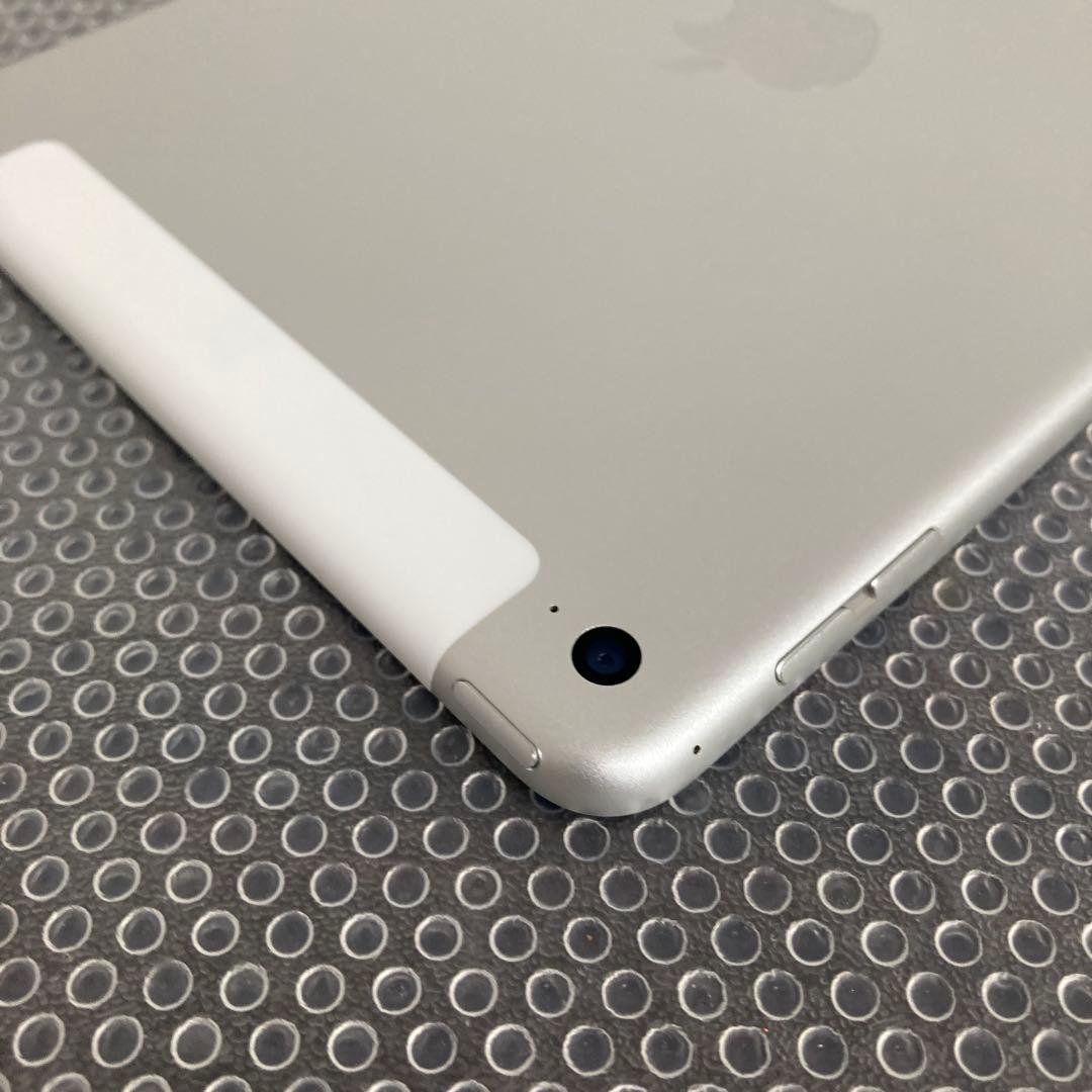 3058【早い者勝ち】美品☆iPadmini4第4世代32GB SIMフリー☆