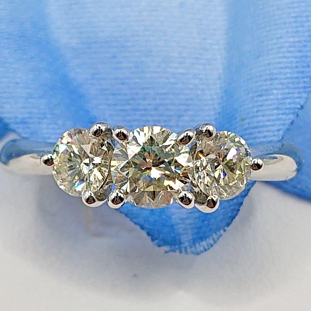 1カラットUP 3粒 天然ダイヤモンドリング プラチナ900 Pt900