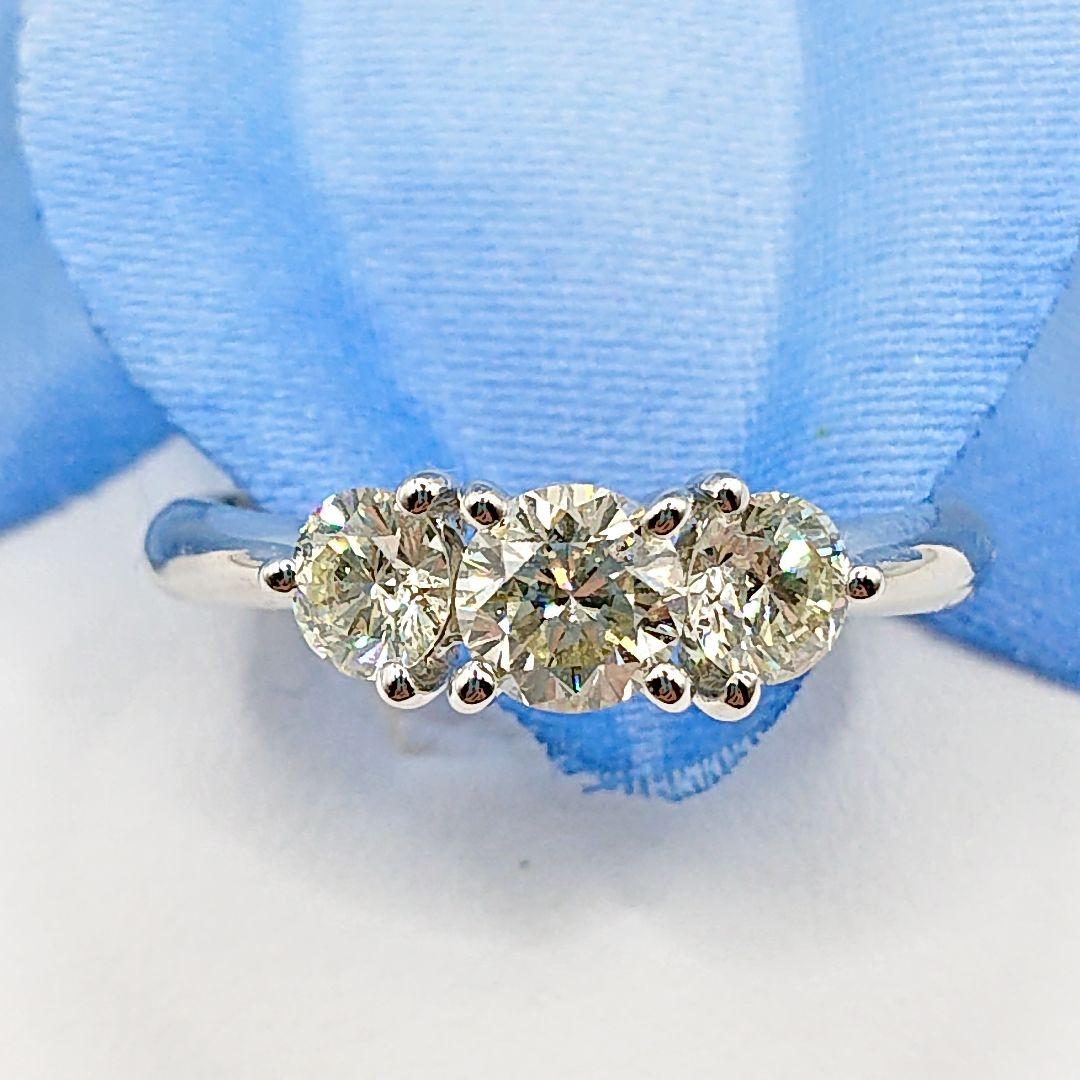 1カラットUP 3粒 天然ダイヤモンドリング プラチナ900 Pt900