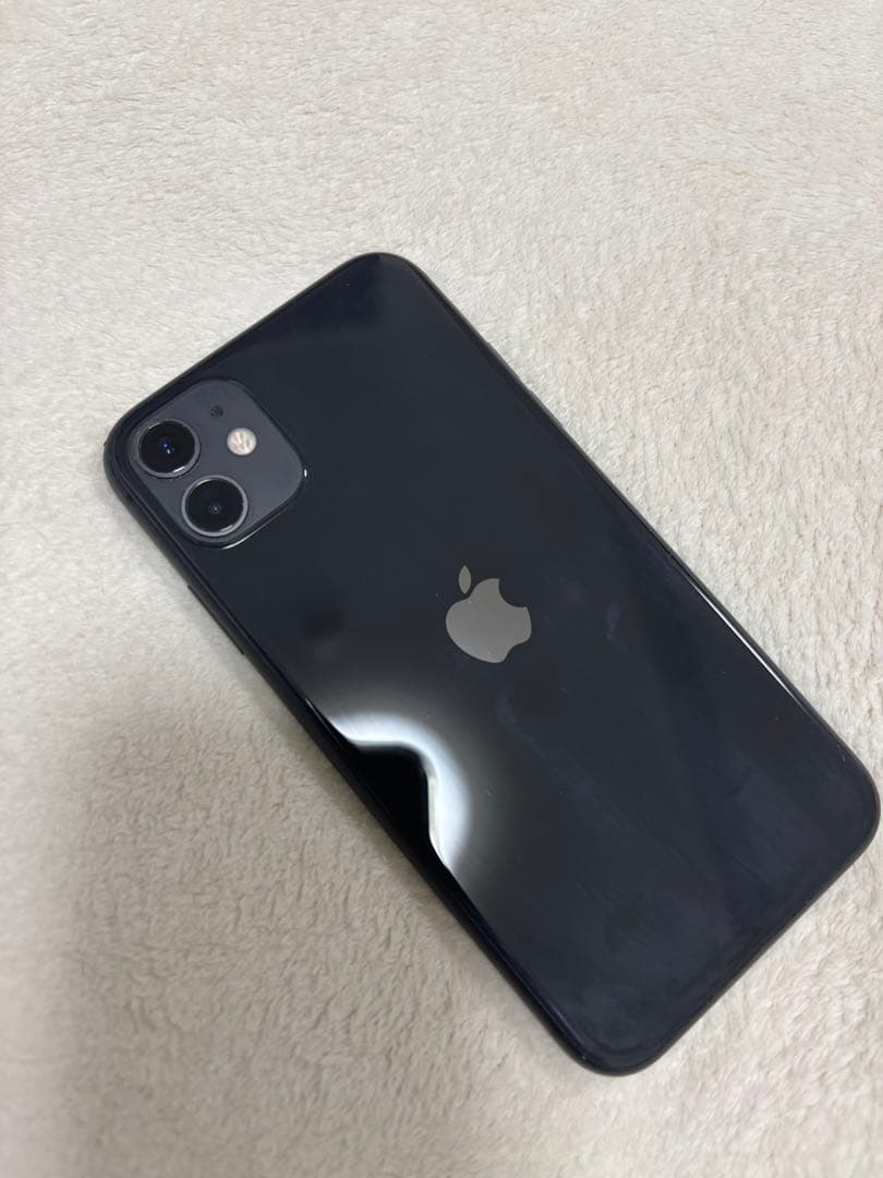 Apple iPhone 11 ブラック 本体　128GB