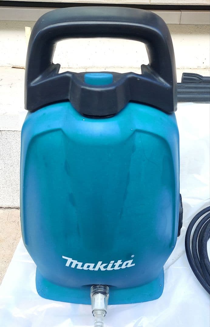 Makita 高圧洗浄機本体 2種類のノズル付き