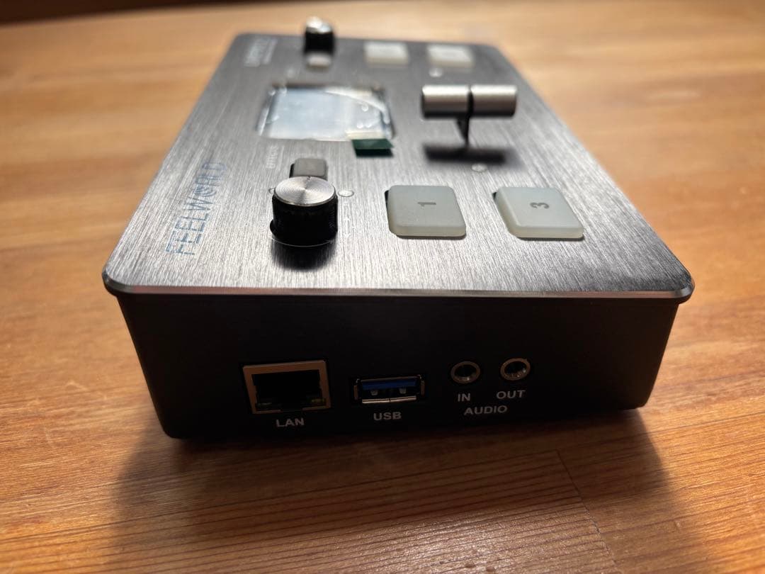 FEELWORLD LIVEPRO L1ビデオミキサースイッチャー