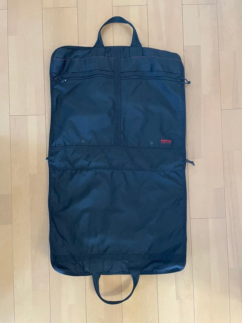 BRIEFING × ユナイテッドアローズ　ガーメントバッグ