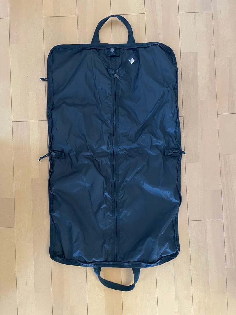 BRIEFING × ユナイテッドアローズ　ガーメントバッグ