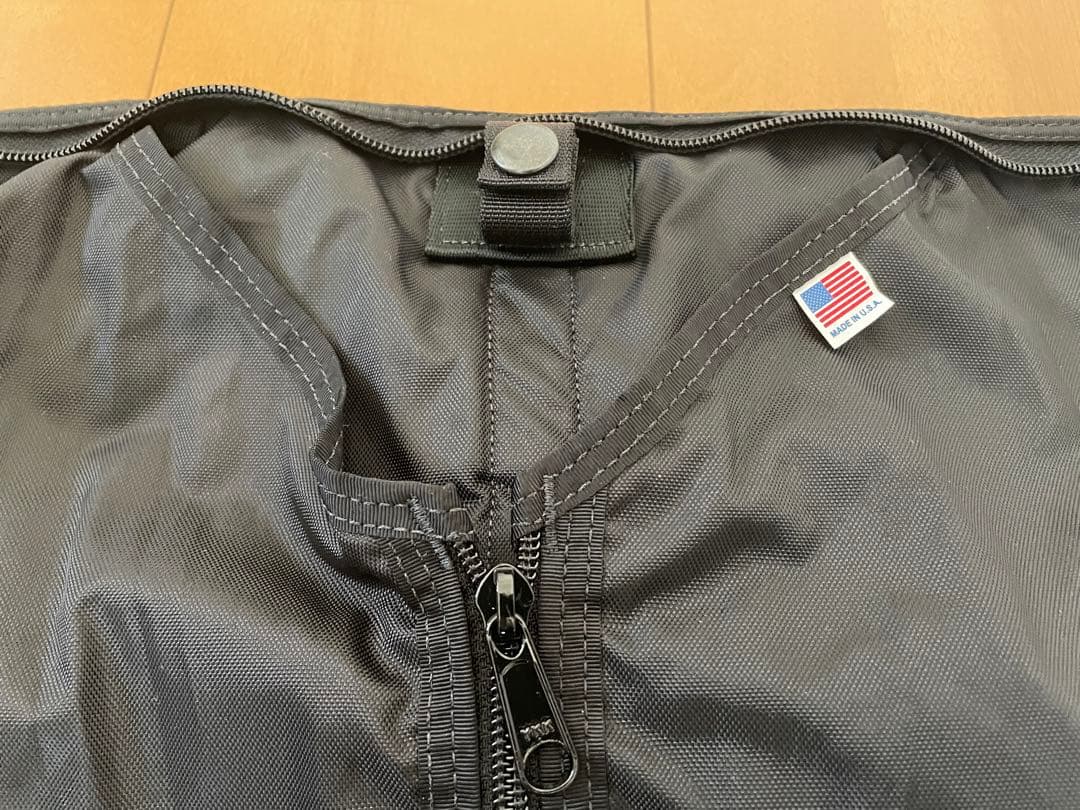 BRIEFING × ユナイテッドアローズ　ガーメントバッグ