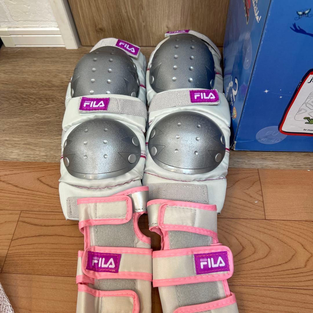 FILA スケーティングキット　ローラーブレード22.5〜25.5㎝美品