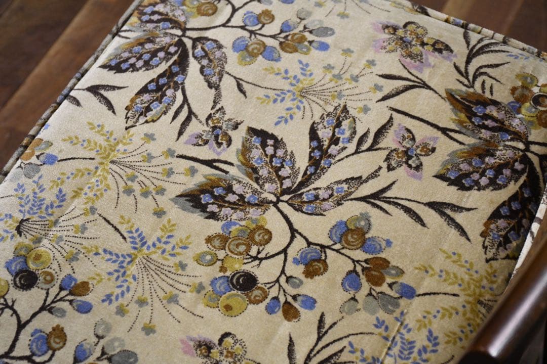 EEK86 マルニ木工 地中海シリーズ 小椅子 籐/ラタンバック 玄関スツール