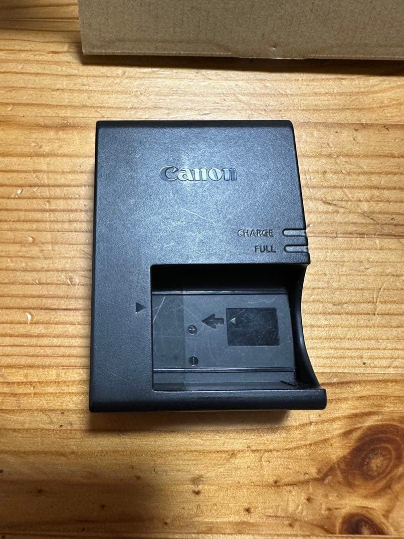 Canon EOS M6 ミラーレス一眼 本体とレンズ2本付き 箱付き 美品