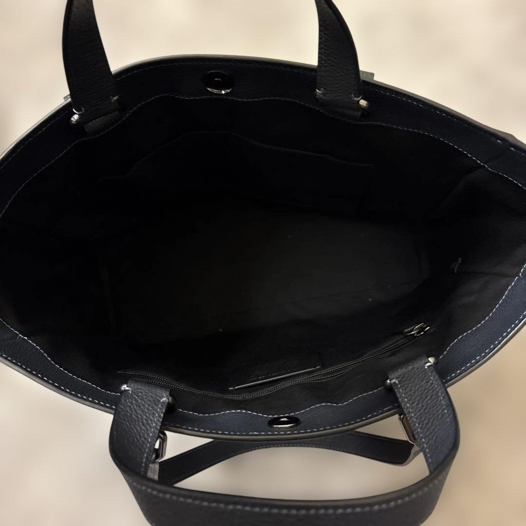 COACH ブラックレザートートバッグ