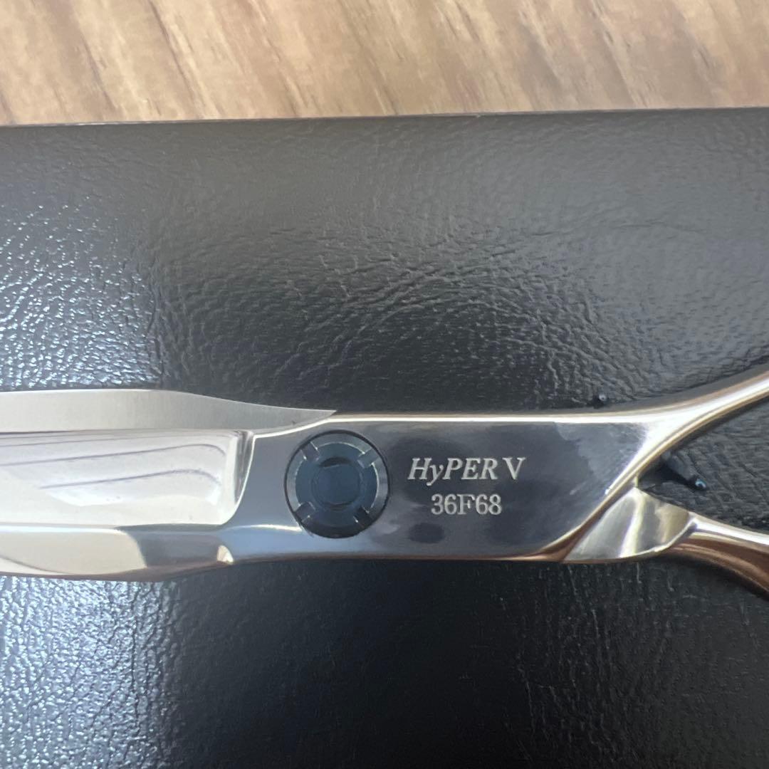 ルミエールシザー　36F68