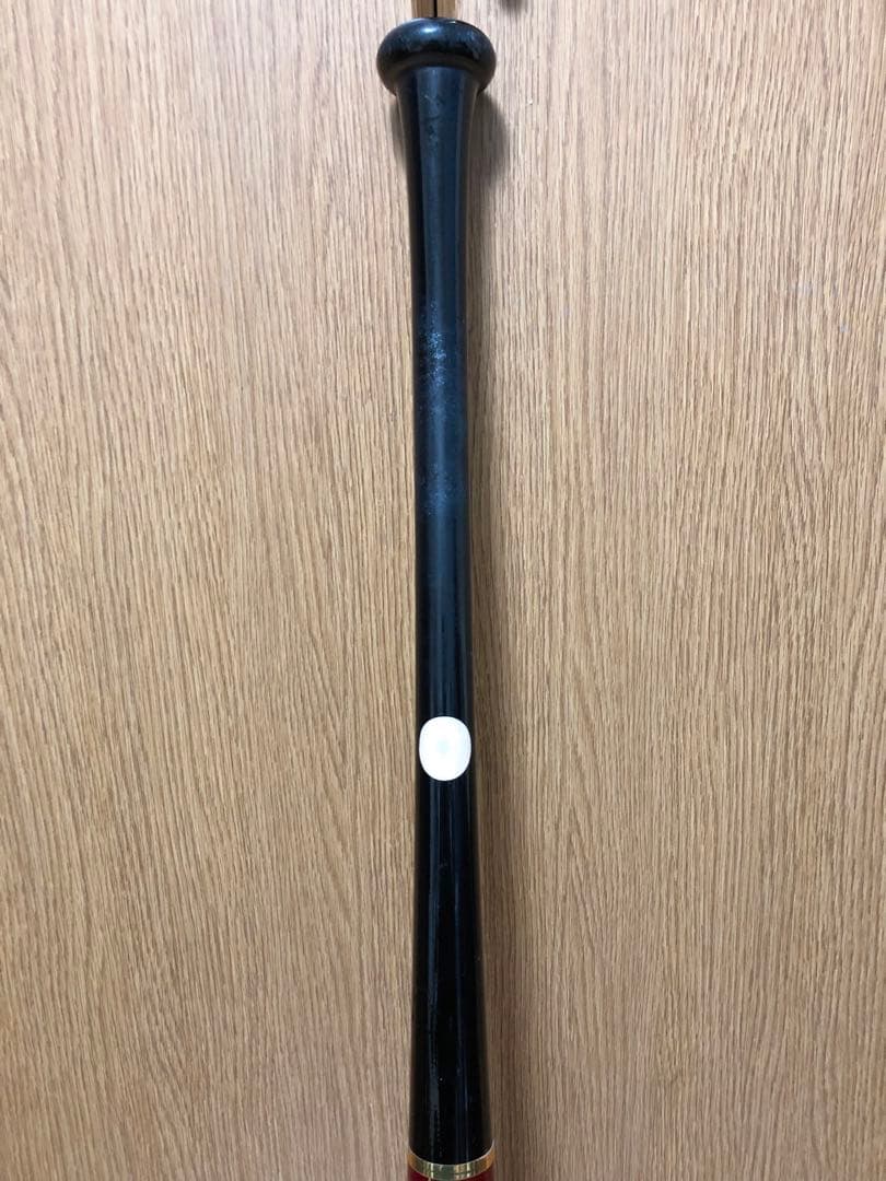 売り切り早いもの勝ちセール　ビクタス　軟式木製バット 赤黒84㎝