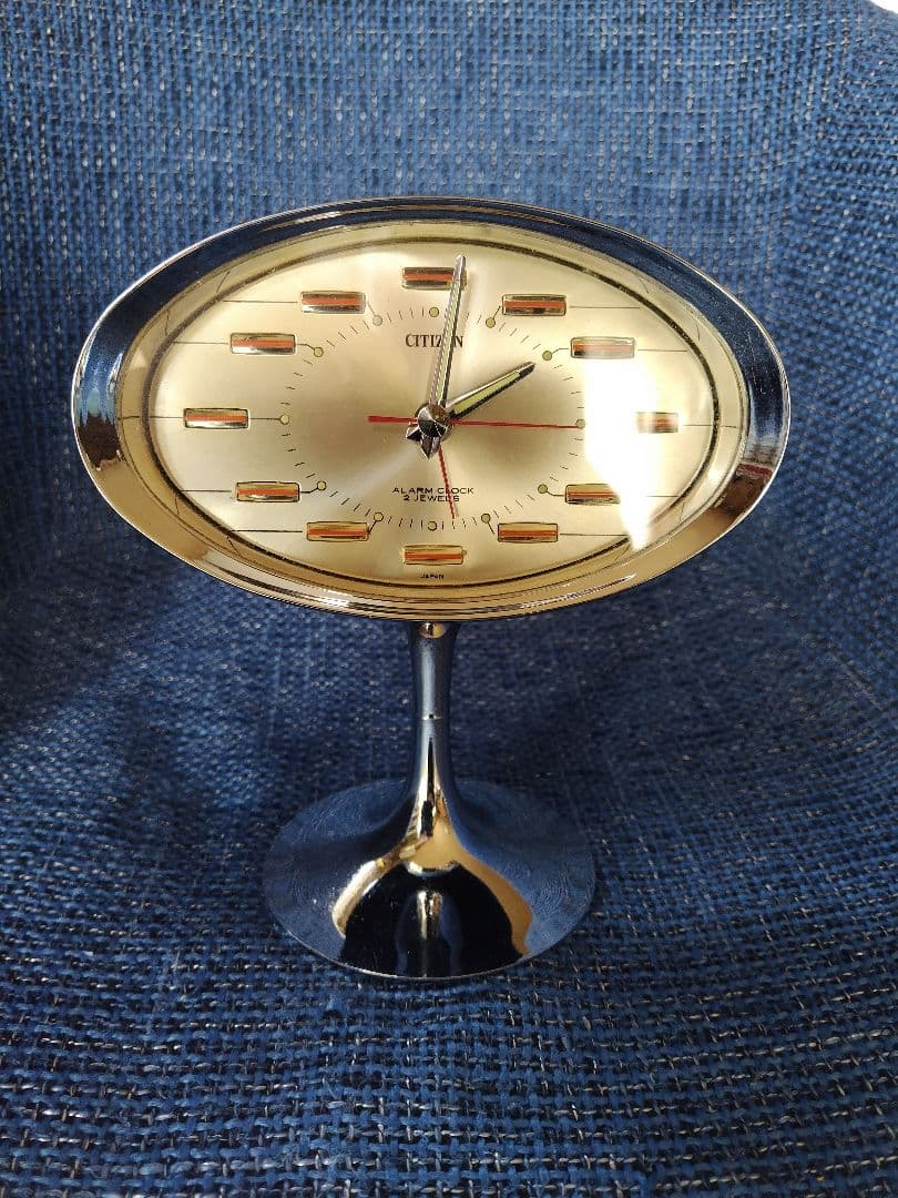 CITIZEN　スペースエイジデザイン置き時計