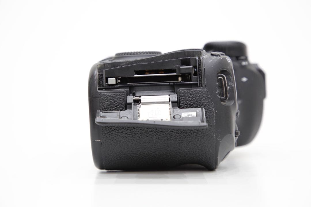 Canon EOS 5D Mark III デジタル一眼レフ