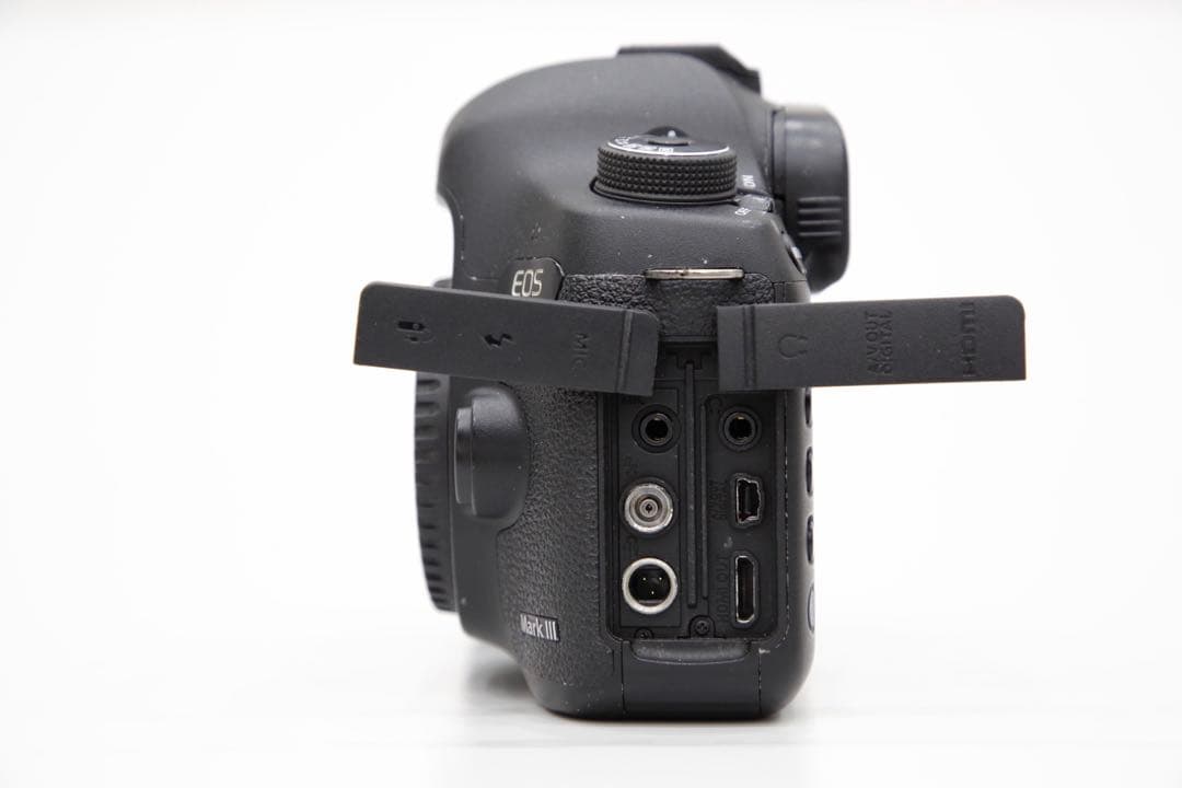 Canon EOS 5D Mark III デジタル一眼レフ