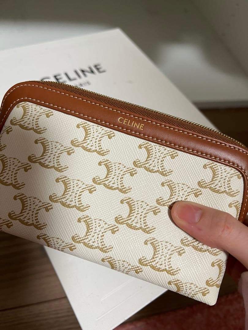 新品　CELINE ロゴプリント ポーチ