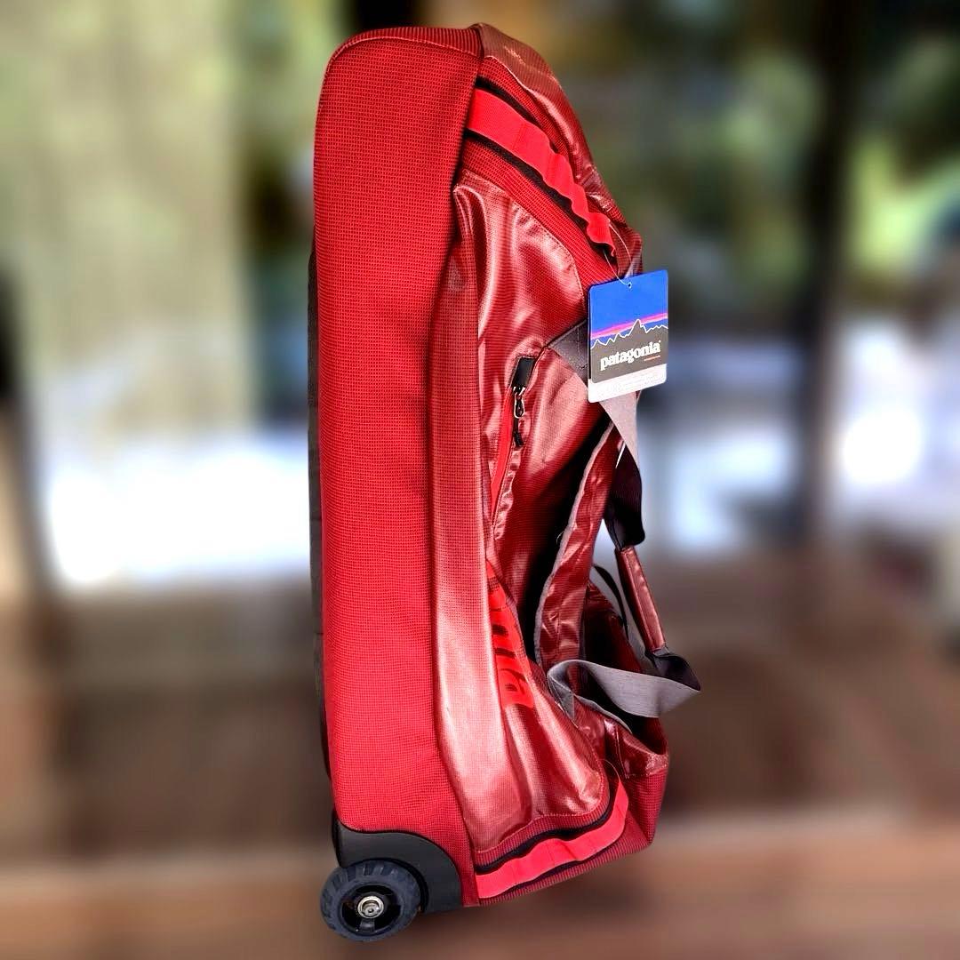 パタゴニア　ブラックホール　ウィールド　ダッフル100L レッド　未使用