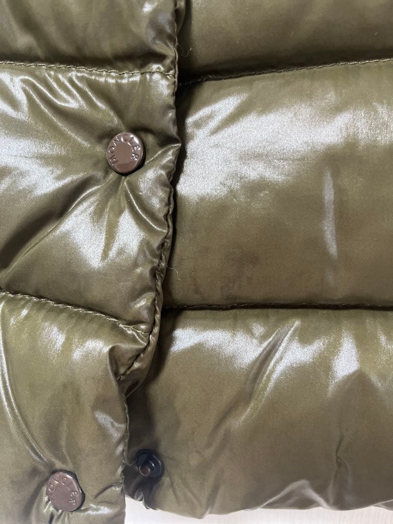 モンクレール ダウンベスト