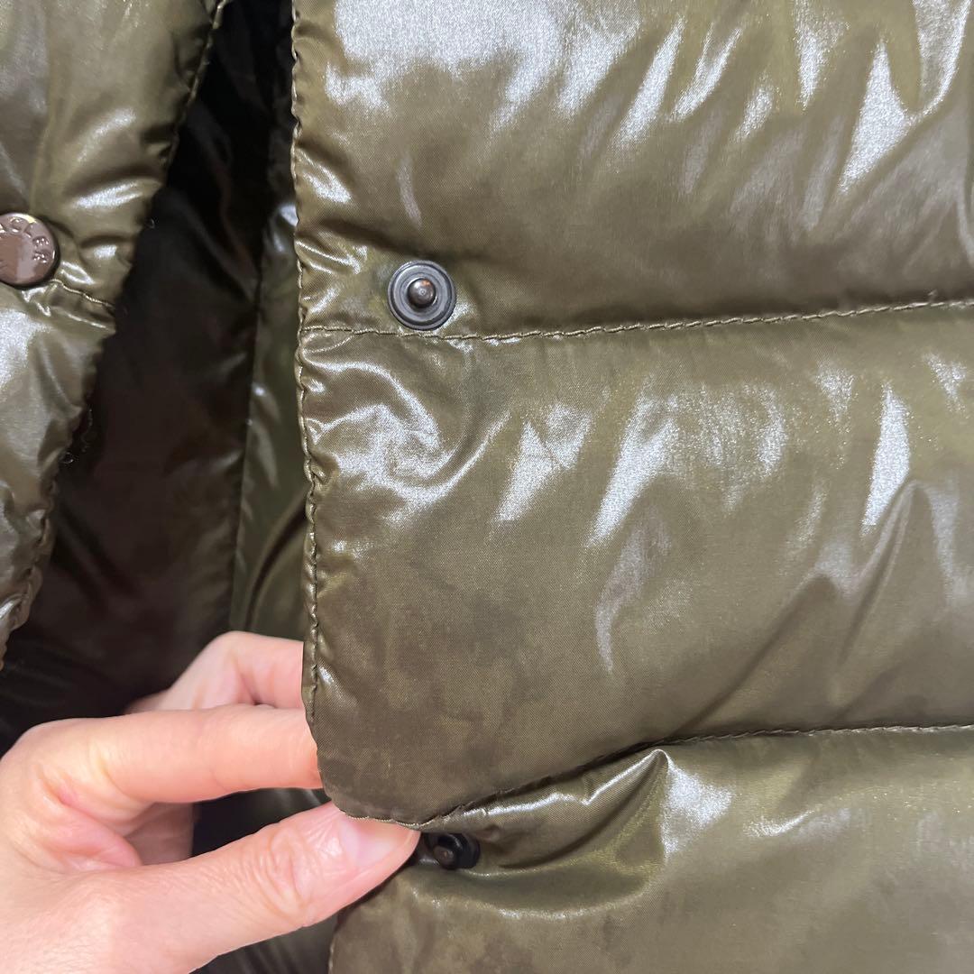 モンクレール ダウンベスト