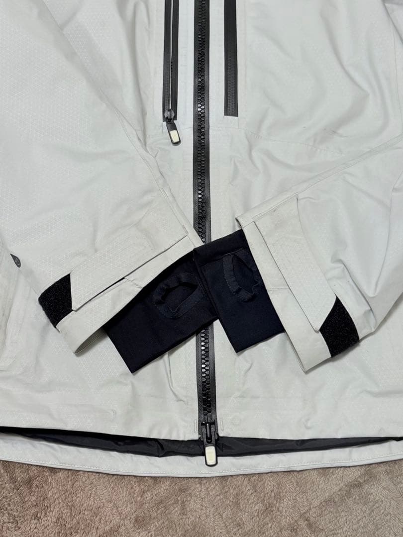 BURTON [ak] GORE-TEX ジャケット Mサイズ訳ありアウトレット