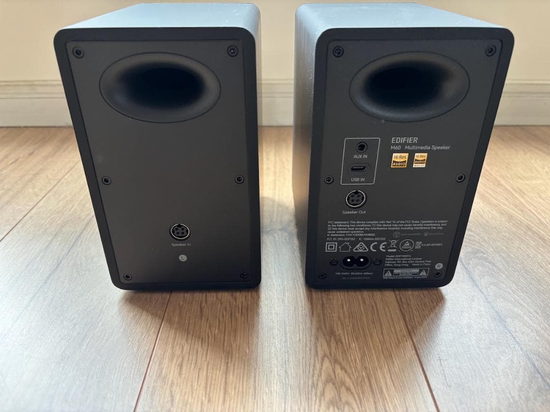 Edifier M60 マルチメディアスピーカー ブラック