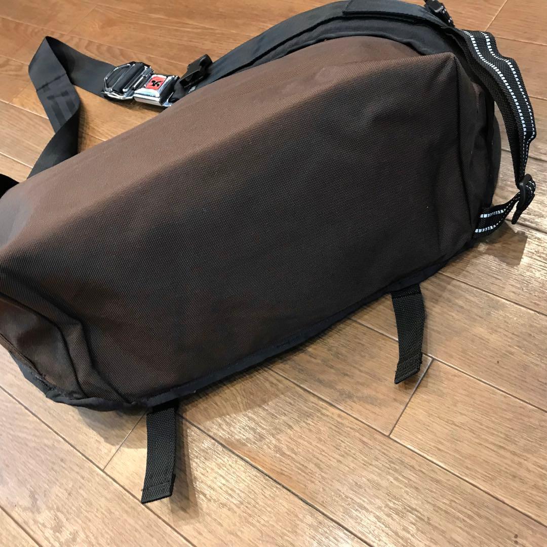 CHROME メッセンジャーバック