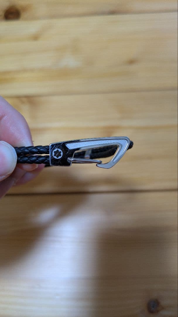 MONT BLANC 黒レザーブレスレット