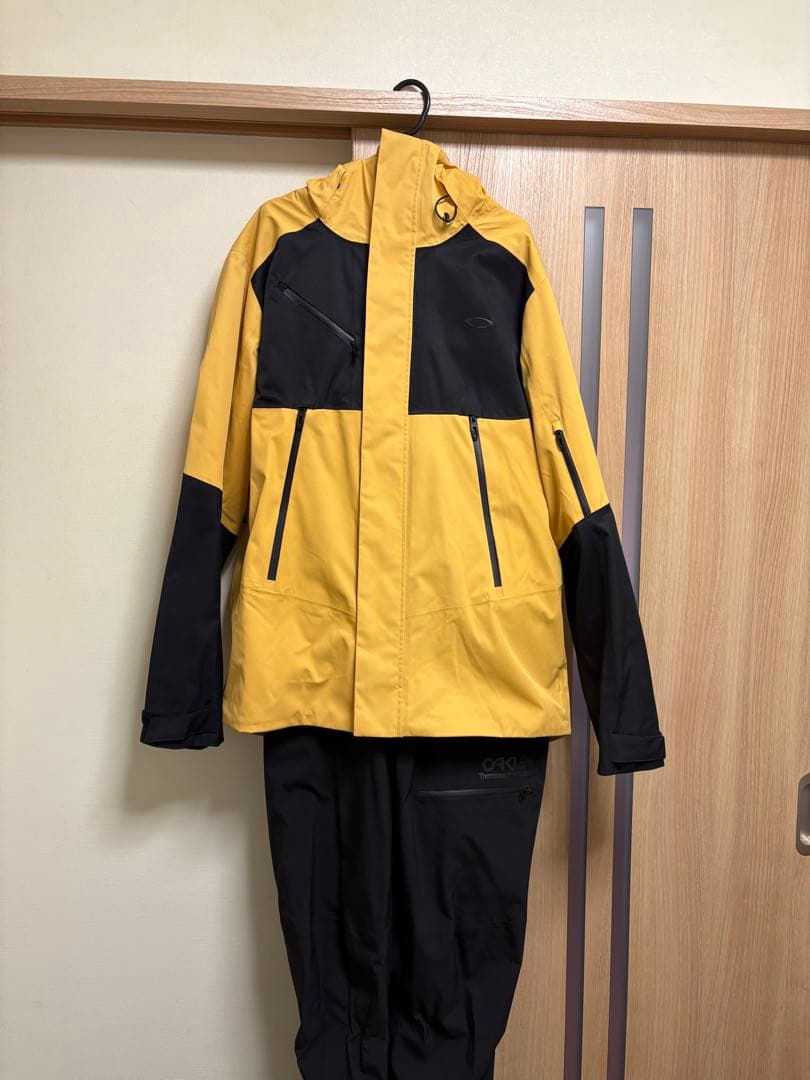 OAKLEY スノーボードウェア イエロー/ブラック