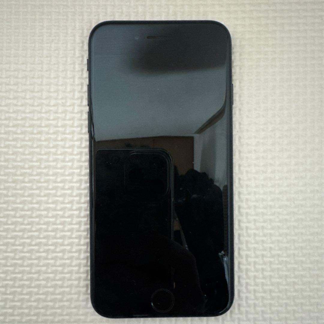 Apple iPhone se 第2世代 SIM フリー バッテリー100％