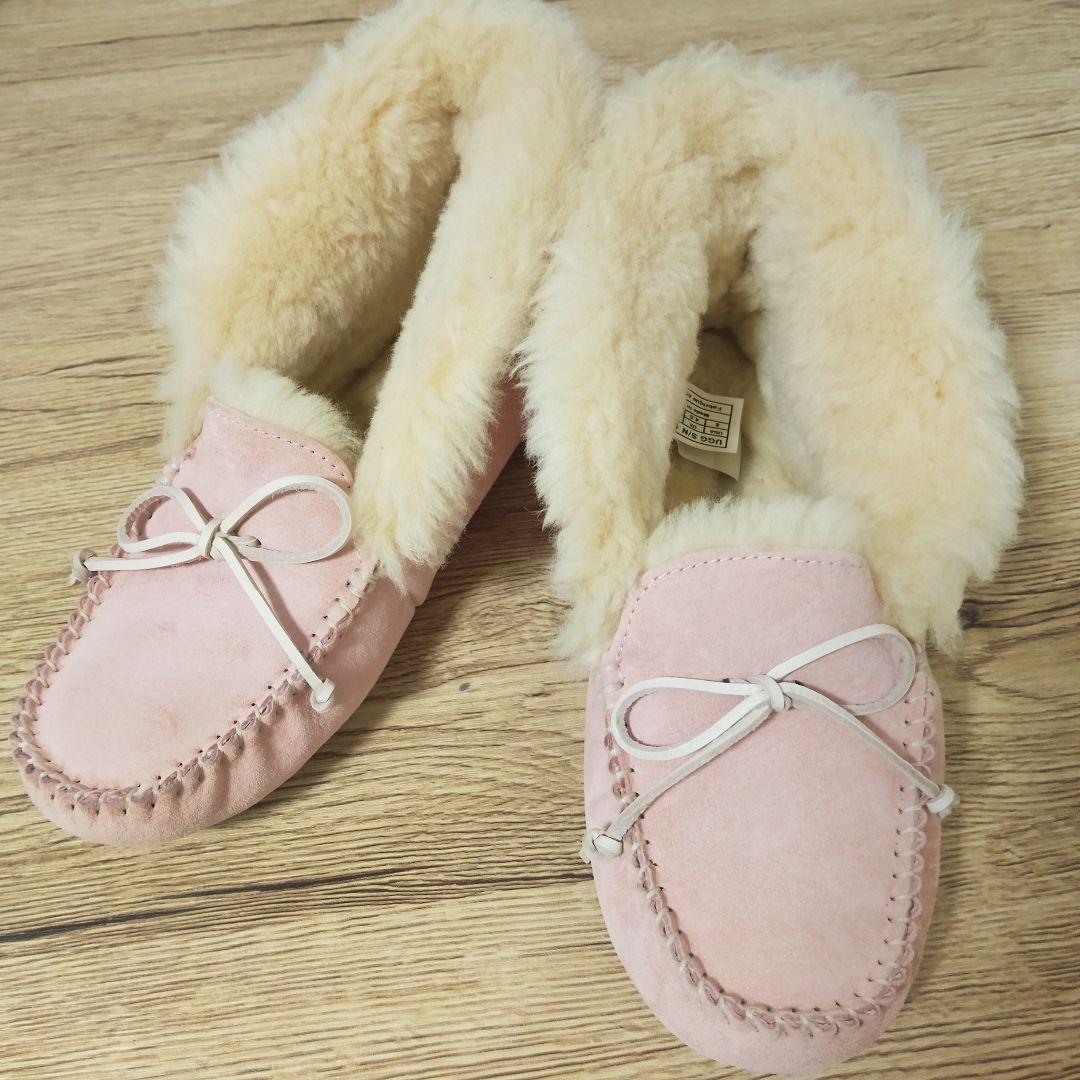 美品 超レア UGG アグ ムートン モカシン W ALENA ピンク 23