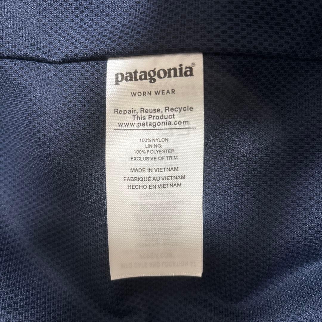patagoniaナイロンジャケット M ネイビー