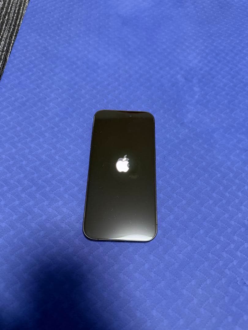 Apple iPhone 15 pro 256GBブラック 本体