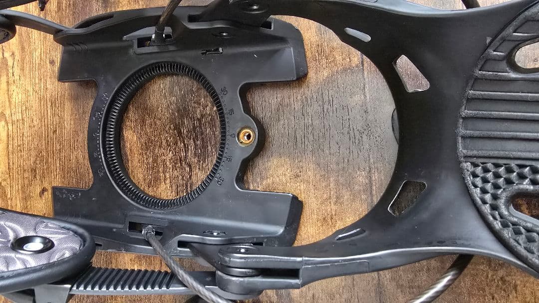 スノーボード　ビンディング FLOW