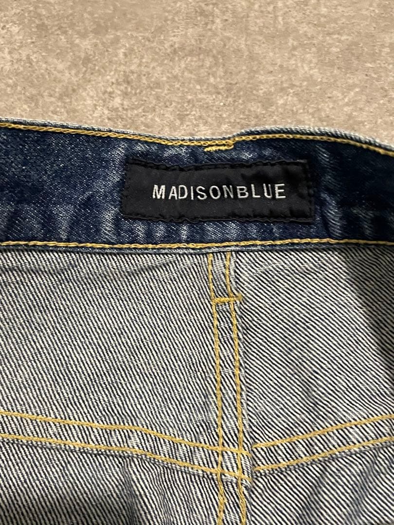 未使用　MADISONBLUE フレアデニムパンツ　S