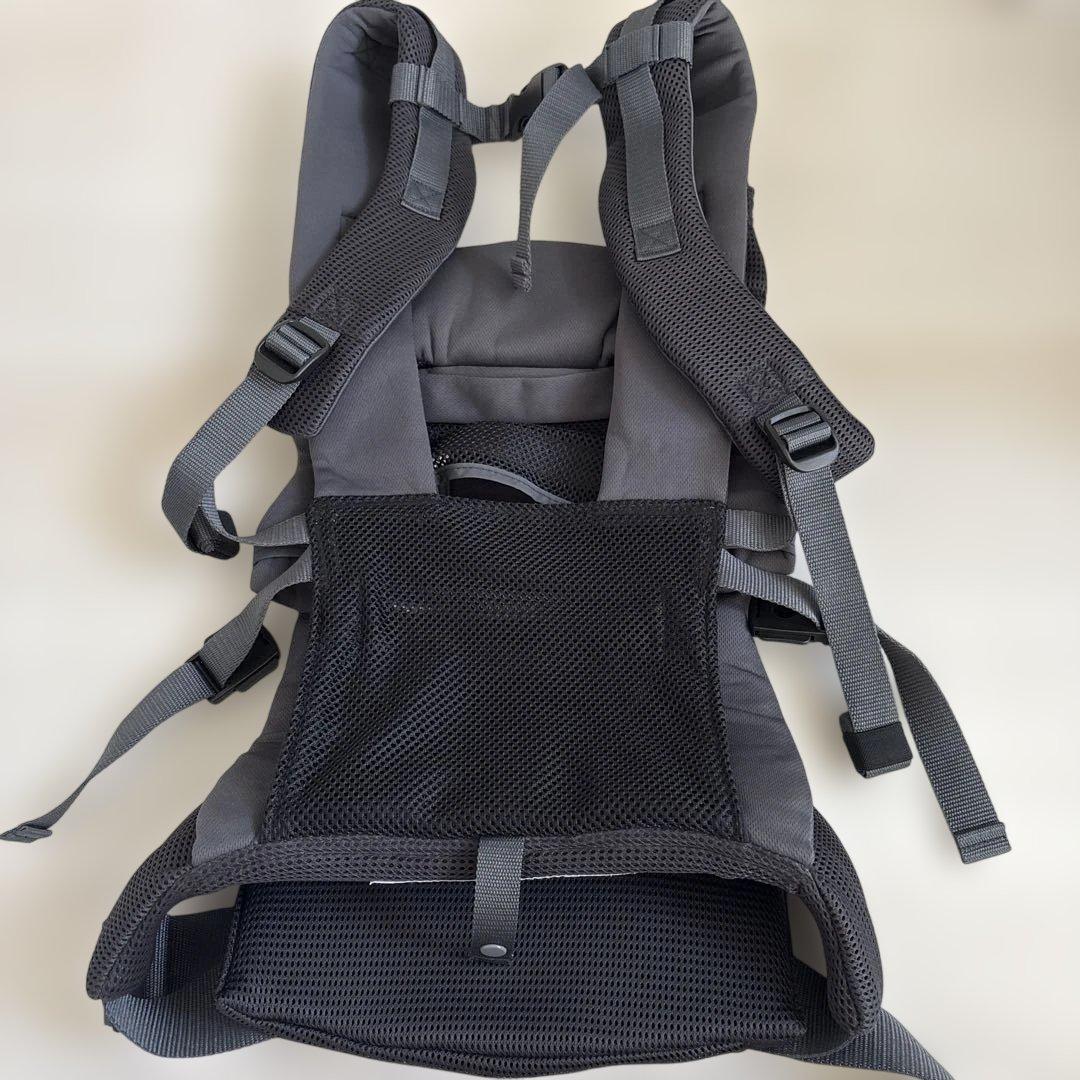 最終値下げ★とても美品★Aprica Laclis 抱っこ紐 ダークグレー