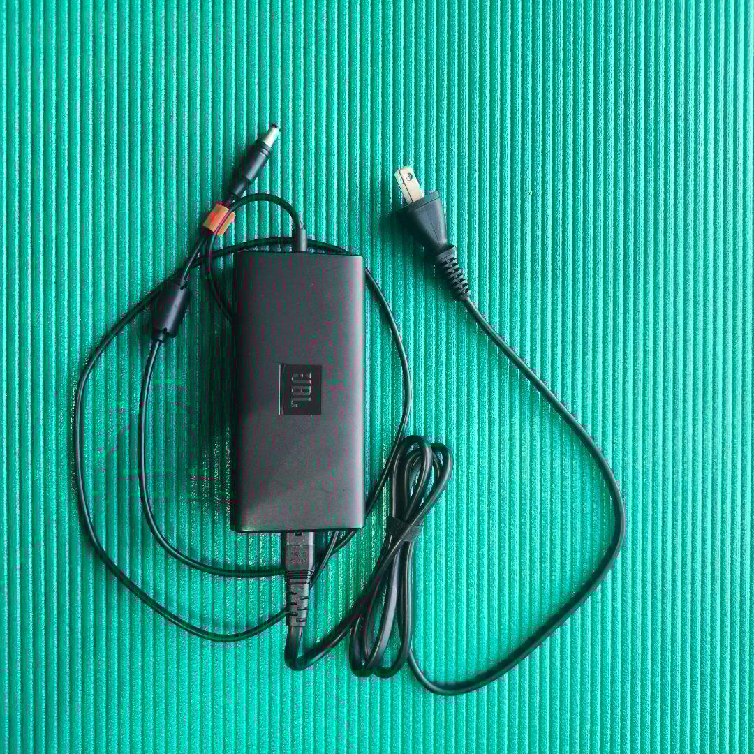 C*l様 送料無料※感動の重低音　JBL boombox ポータブルスピーカー