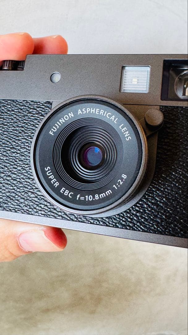 FUJIFILM X-half X-HF1 チャコールシルバー　保証あり