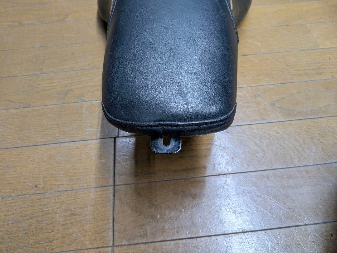 ハーレー純正　バッドランダーシート　’87 FXRS外し　エボ