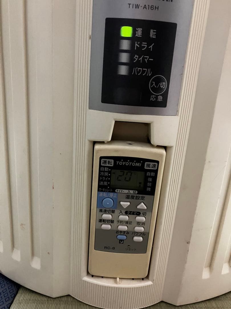 トヨトミルームエアコン窓用　ジャンク