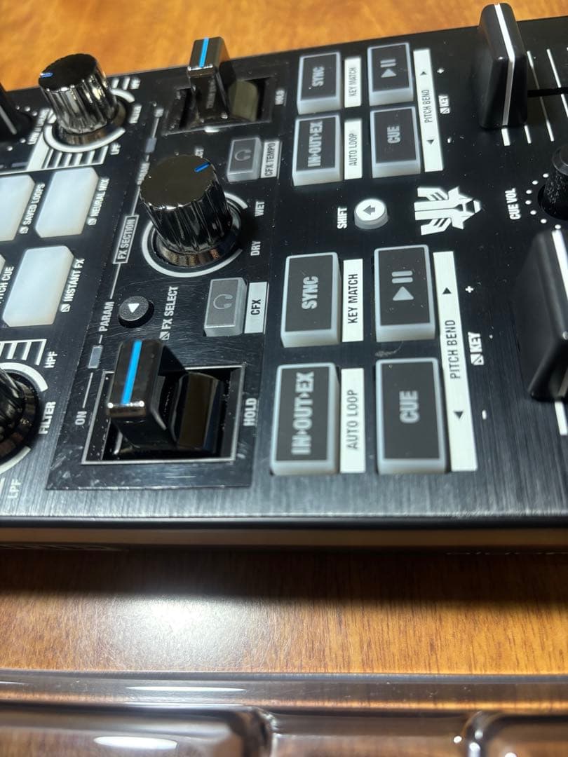 Reloop Mixtour Pro & DECKSAVER+20W充電器