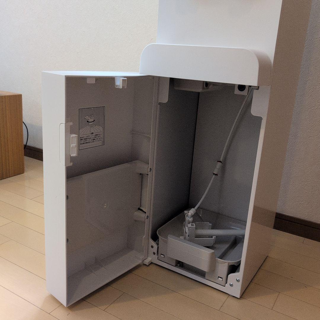 プレミアムウォーターサーバーfamfit(ファムフィット)本体ホワイト