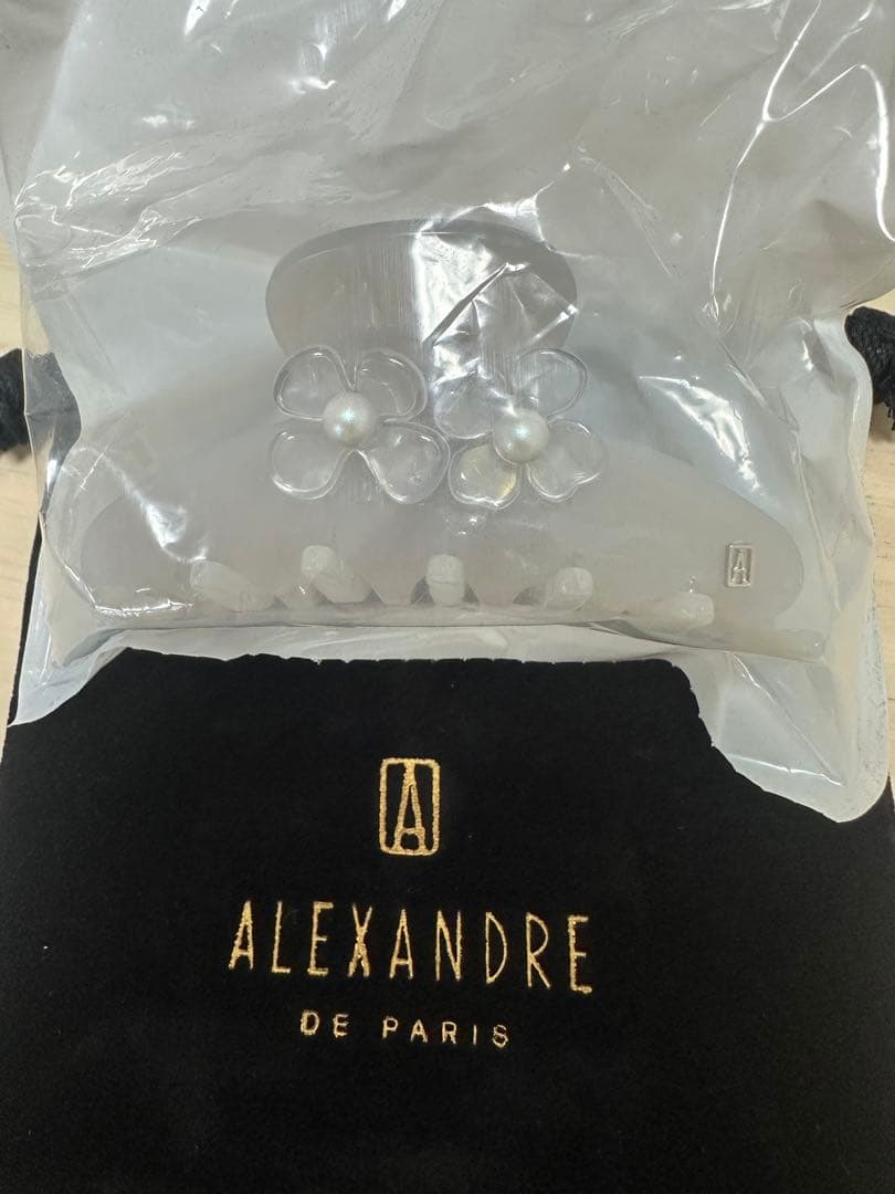 新作【新品未使用】アレク 希少　花　クリップ M