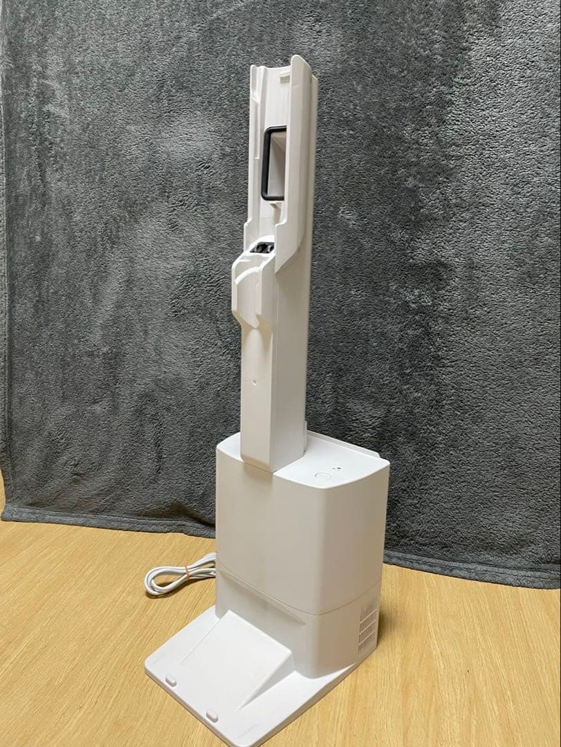 2024年製　美品　TOSHIBA VC-SL130DS トルネオ　サイクロン