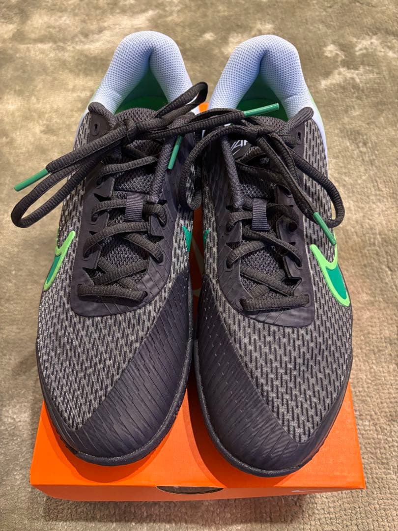 ナイキ　ヴェイパープロ　テニスシューズ