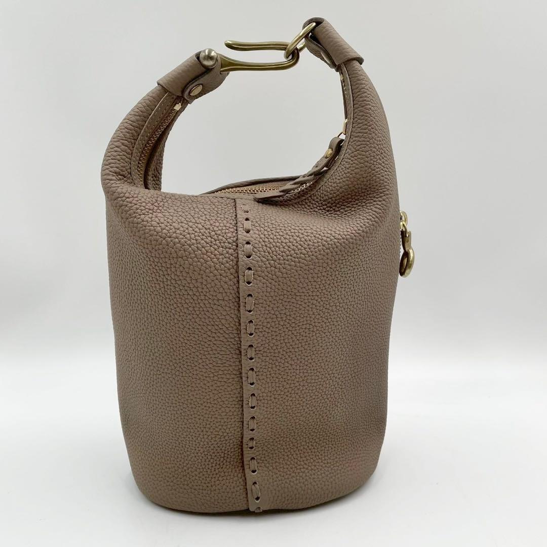 極美品　マヌー　keg pouchc ケッグポーチ　レザーバッグ　グレージュ