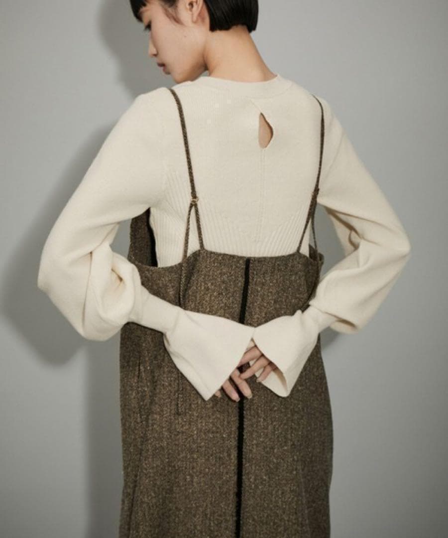 ※2点●美品◆アダムエロペ◆ フレアカフスパターンニットbk