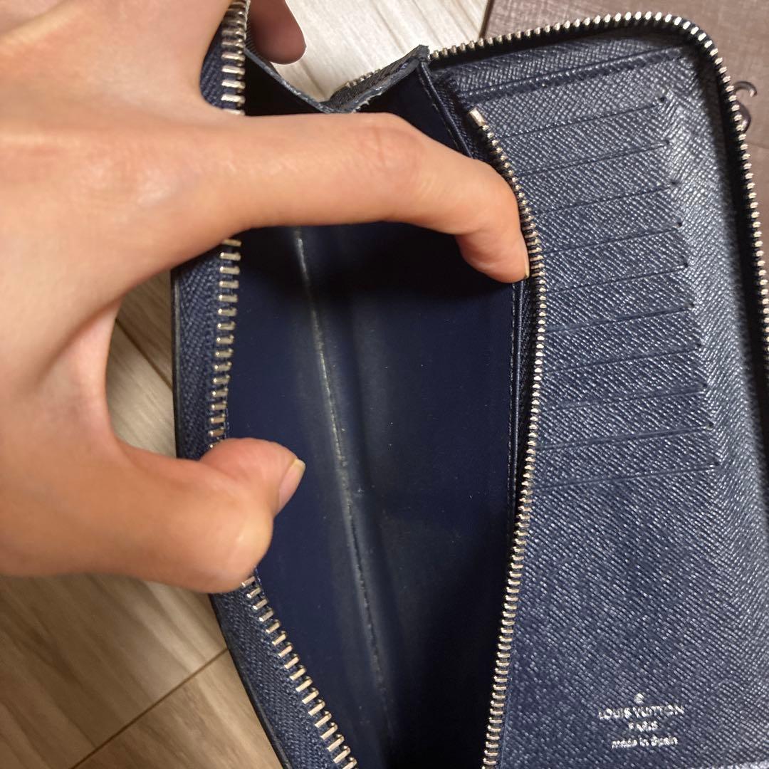 最終値下げ！ルイヴィトン長財布　エピ　ジッピーウォレット