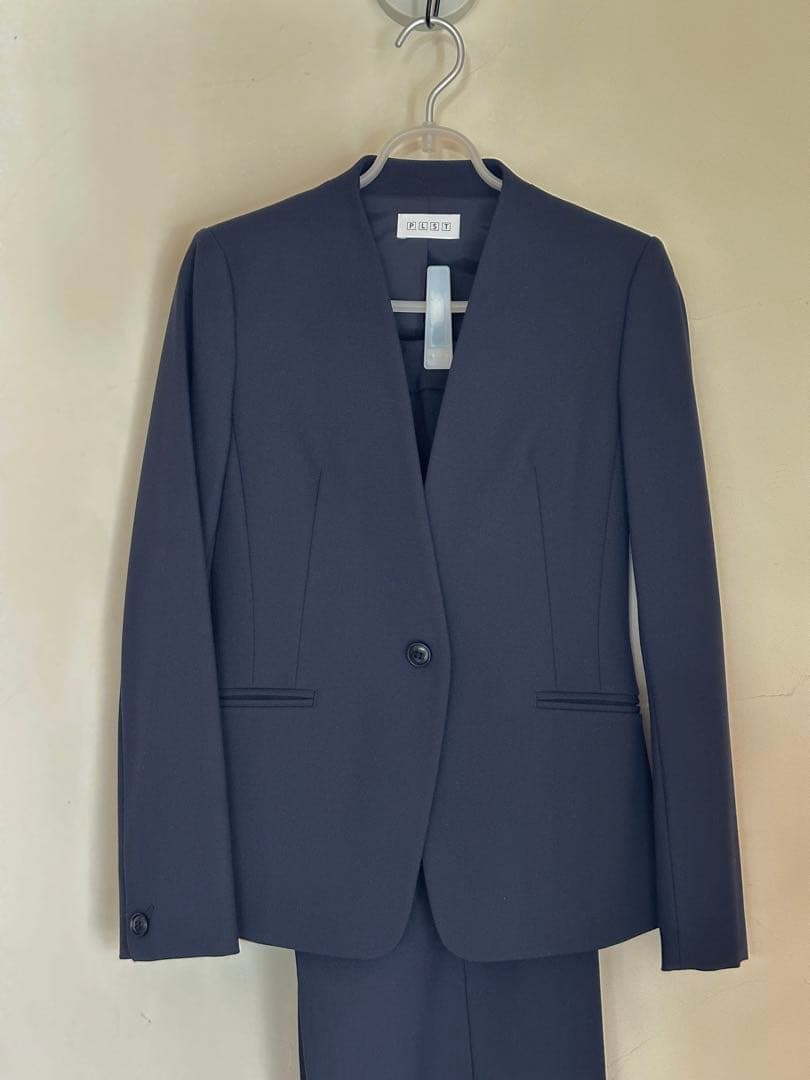 【PLST】 ウォームリザーブ セットアップ ネイビー 【XS】