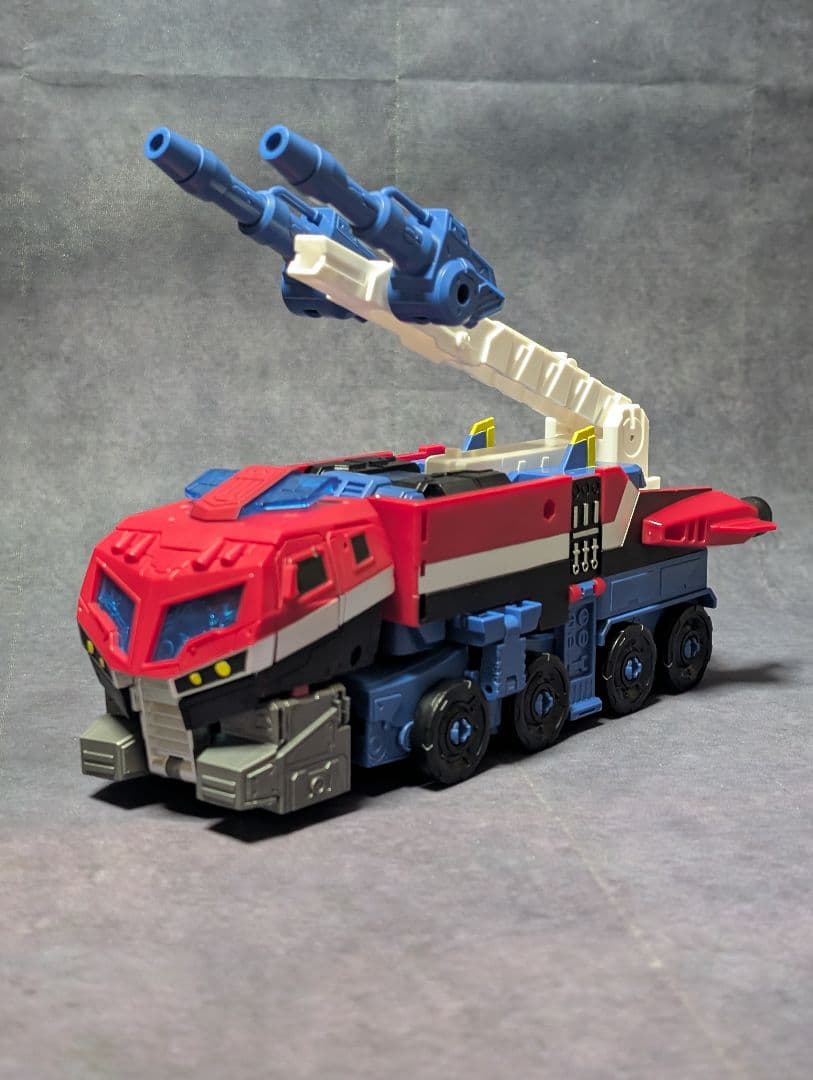 非正規　トランスフォーマー　アニメイテッド　オプティマスプライム+DNA DK